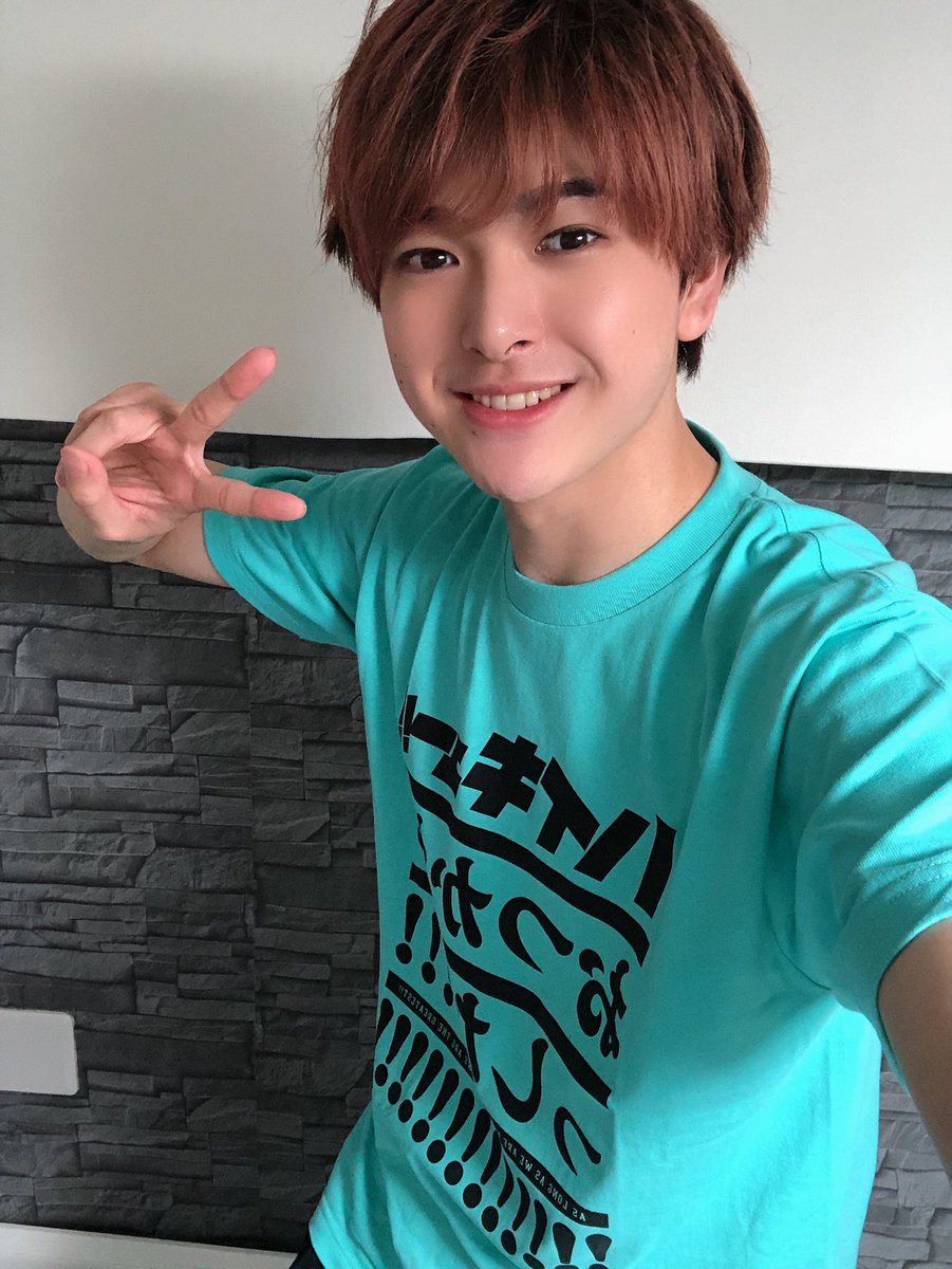 及川徹の誕生日に掲載された ハイキュー 最終回に大満足するクラスタな人達 誕生日祝イラストも Togetter