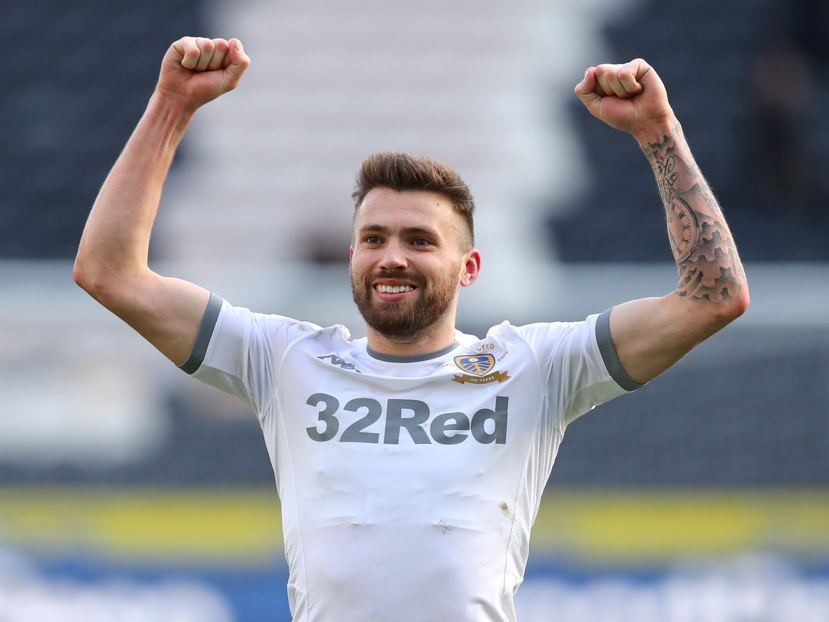 Next up - Stuart Dallas - DEF?Dallas is a utility player but has played most of his career as a wingerBielsa has turned him into a great wing back however!A winger at heart, Dallas is attack minded!Stats: 43 Apps, 21 CS, 4G, 2APrice prediction: 4.5m