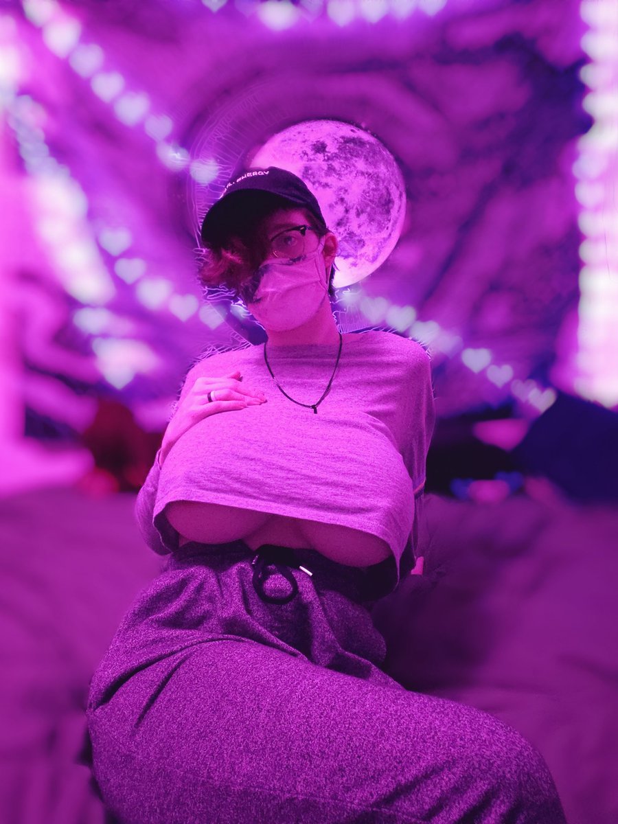 KAYDE on Twitter: "Crop tops are the absolute best thing ever and I