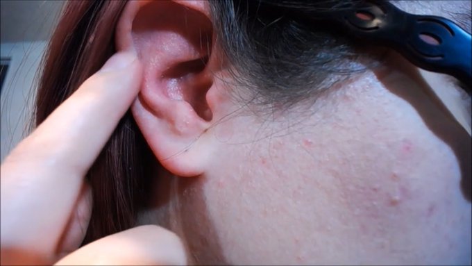 Any ear fetishists out there? ... You never know! 🤷&zwj;♀️I have an old short ear clip. A few ways to get<a href="/tag/steampunk"class="tags"><span>#steampunk</span></a><a href="/tag/sexy"class="tags"><span>#sexy</span></a><a href="/tag/costume"class="tags"><span>#costume</span></a><a href="/tag/bbw"class="tags"><span>#bbw</span></a><a href="/tag/halloween"class="tags"><span>#halloween</span></a><a href="/tag/ca"class="tags"><span>#ca</span></a>