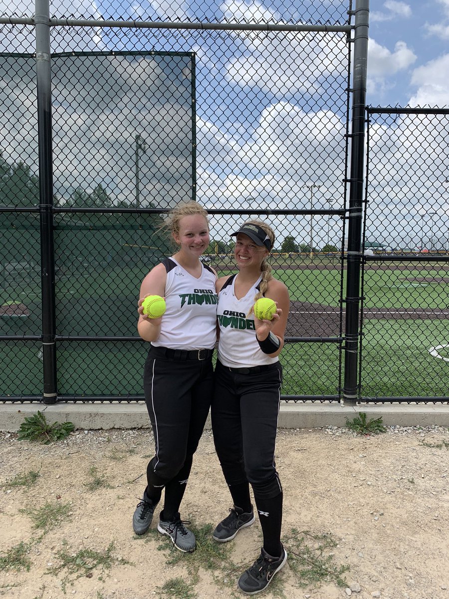 batesn22's tweet photo. Last inning dingers= best type of dingers!!  

Onto the quarter finals in the platinum bracket at NA World Series 

2 games down, 3 to go!!! 

Super proud of my girls 🤩🤩 #grit https://t.co/s1JRqQmTGP