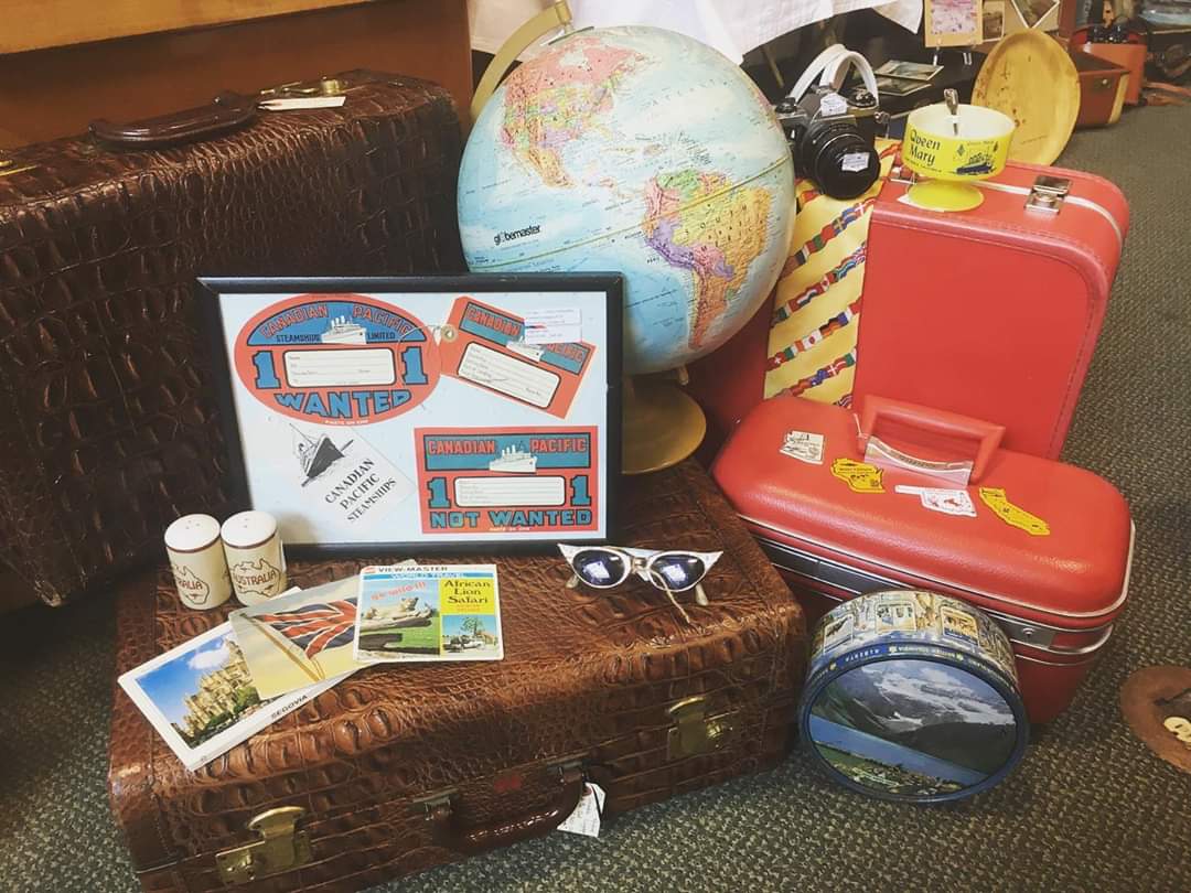 Last dau to check out our travel show! ✈️
We are open 11-5 for all your vintage desires! 🛍

#oldstrathcona #whyteave #travel #aircanada #crocodileluggage #luggage #yeg #eia #yegtravel