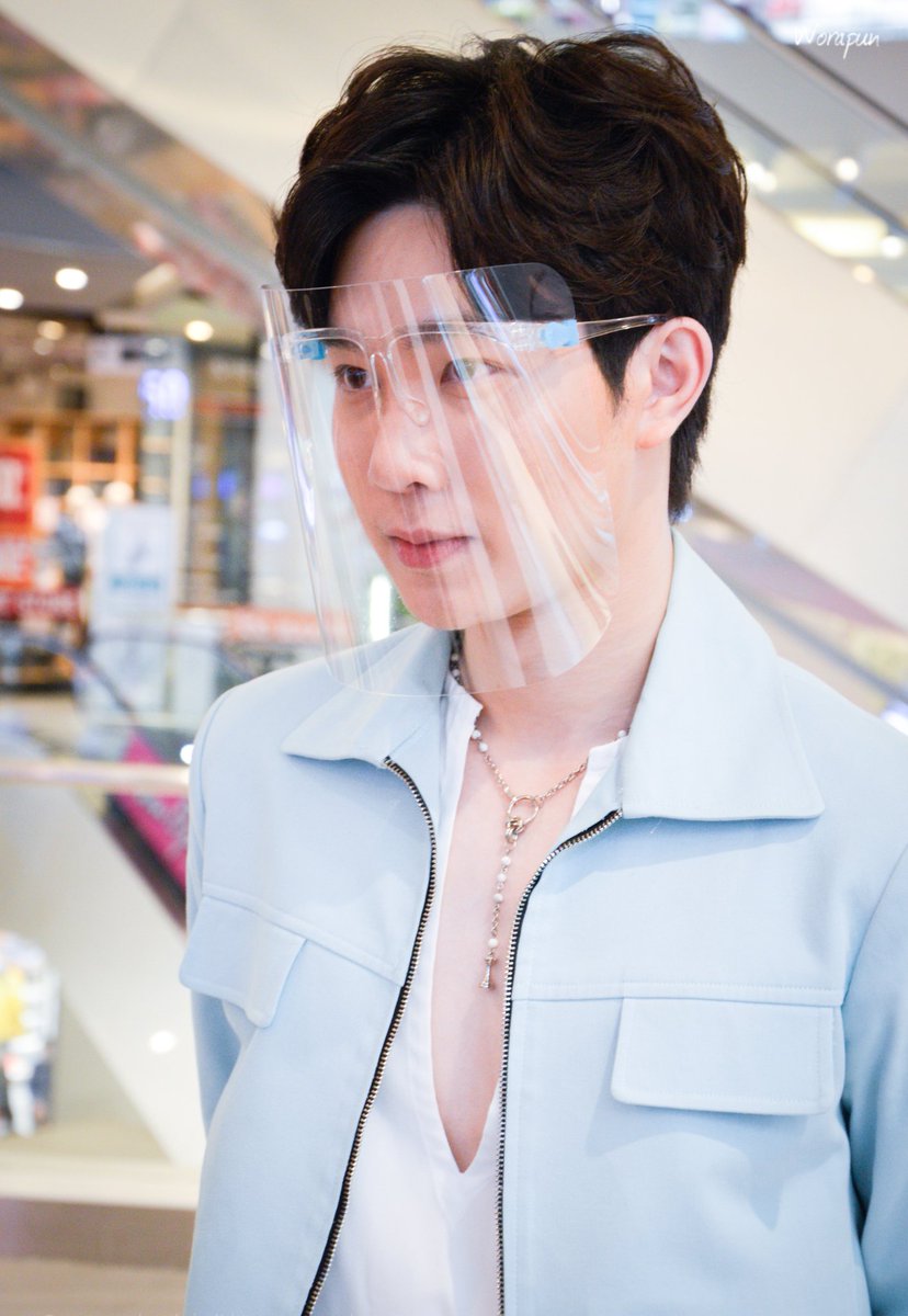 Ploysa011's tweet photo. ต่อให้เจอกันทั้งวันก็ยังไม่หายคิดถึงอยู่ดี...เจ้าเด็กดื้อที่น่ารักกกก💙 #BestYimXPairaupraupring #Mynameis_yim https://t.co/2LgPR63kwr