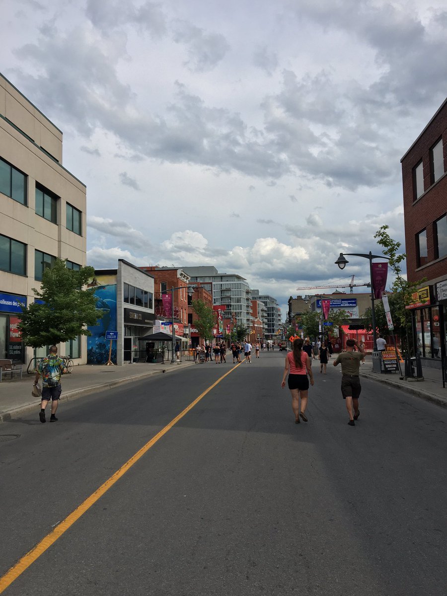 kyla_tann's tweet photo. Enjoyed walking a car-free #BankStreet yesterday! Especially the dance party with a DJ at Stash &amp; Co @DowntownBank https://t.co/oFGg1WU8WI