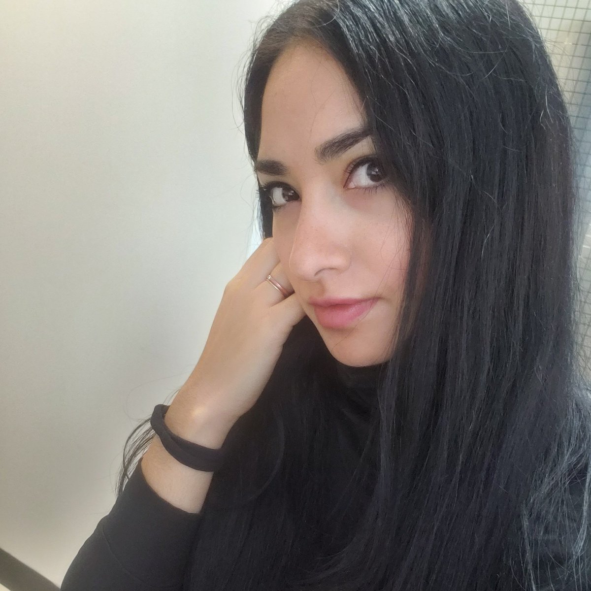Naomi_Gil's tweet photo. #NuevaFotoDePerfil https://t.co/RU2yLphzCe