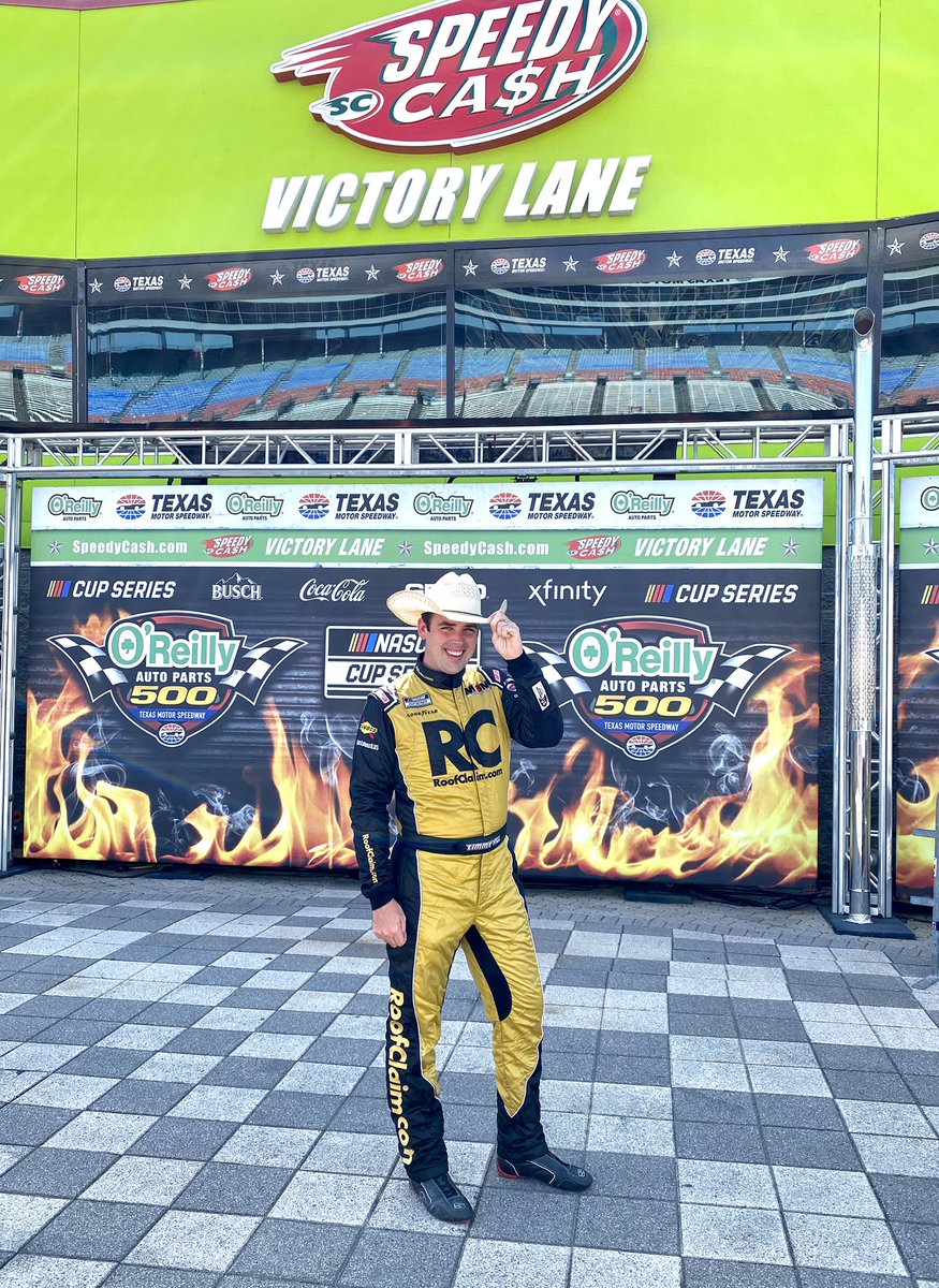 TimmyHillRacer's tweet photo. Finally celebrating the #OReilly125 iRacing #ProInvitationalSeries win at virtual Texas Motor Speedway! Thank you @eddiegossage & @TXMotorSpeedway! https://t.co/VJSKy0EMwa