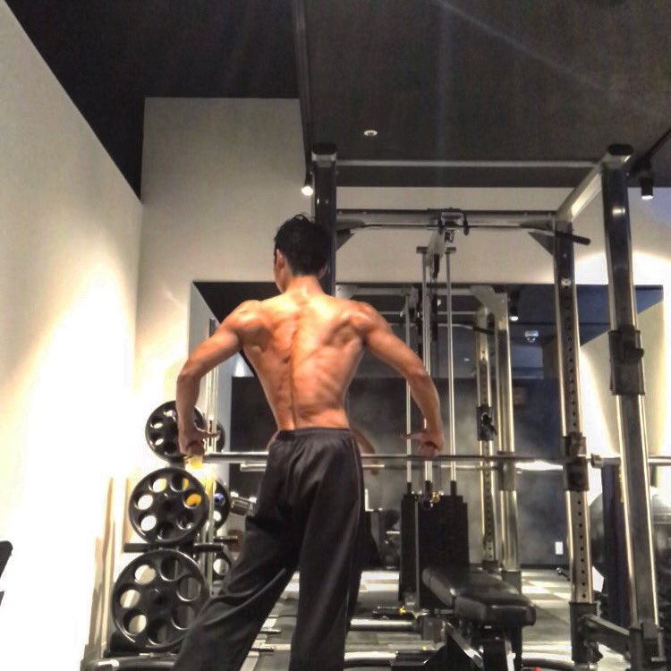 YoRoYo64's tweet photo. ブログを見てくださってる皆さんありがとうございます😊

明日の9時「HIIT」について書いてます！
キツいけど体重が減る♡
#トレーニング
#ダイエット
#筋トレ
#低糖質
#低脂質
#ブログ
#コンテスト
#栃木県
#宇都宮市
#少子高齢化
#高齢化社会
#training
#diet
#餃子
#栃木ブレックス
#栃木SC https://t.co/4Gx8wsHNxg