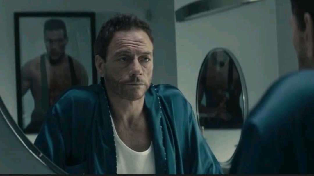cinependienterd's tweet photo. El #AsesinoenSerieS, José Aquino (@joaqc_1), nos trae esta vez una serie de @amazon, #JeanClaudeVanJohnson creada por David Callaham con #JeanClaudeVanDamme, Kat Foster y Moises Arias. https://t.co/0iXq6UiR05