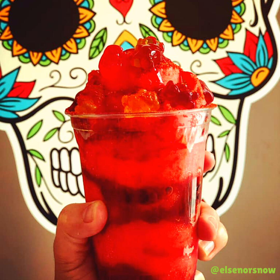 elsenorsnow's tweet photo. Chewy little creatures top this Shaved Ice Creation 🍧called Gummy Yummy!! 🐻 
With 🍓 Strawberry Shaved Ice, Gummy Bears, Cherry Sour Powder, Chamoy Chili Powder 🌶  #sorbet #purosanantonio #sanantoniofood #sanantonioeats #safoodie  #mexicansnacks #mexicancandy #chamoy #texmex https://t.co/B0uMUvQGB0