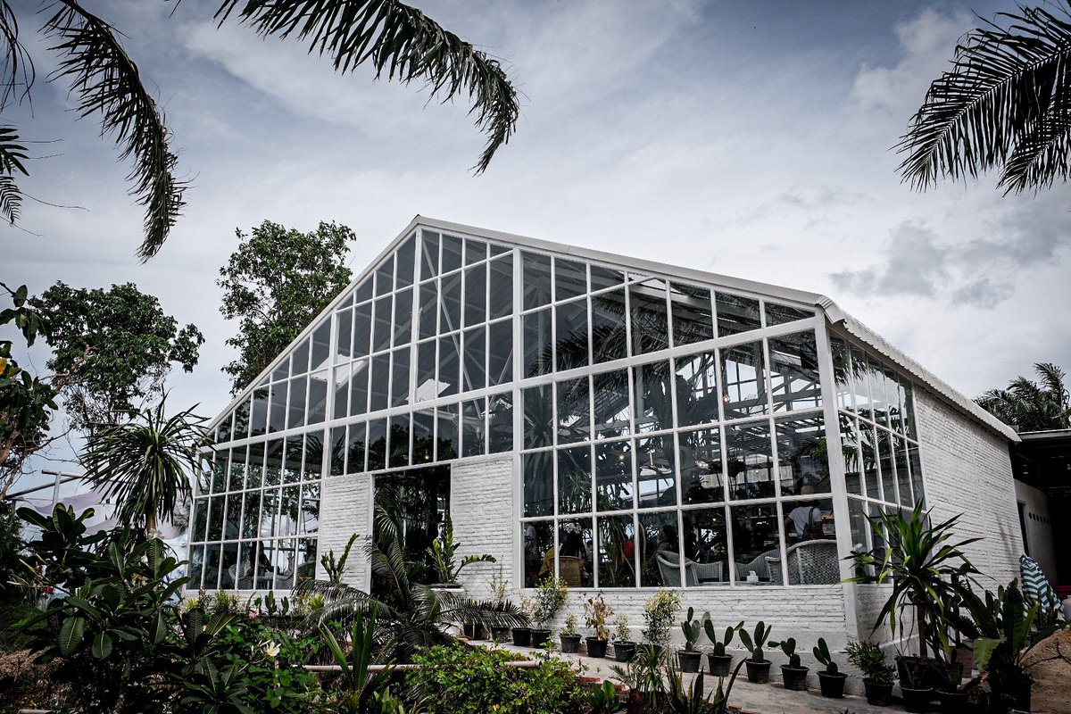 StoryCinnamon's tweet photo. คาเฟ่ริมทะเล บรรยากาศดี๊ดีที่ ภูผาหน้าเล PhuPha-NaLay Cafe'n Camping จังหวัดชุมพร
คาเฟ่วิวหลักล้าน มองเห็นทะเลได้แบบทั่วองศา
#cafe #คาเฟ่ริมทะเล #คาเฟ่ชุมพร #แคคตัส #วิวทะเล #camping #ภูผาหน้าเล #phuphanalay #ปะทิว #Pathio #ชุมพร #Chumphon #cinnamonstory #fujixt30 📷📸 https://t.co/QB5nFVE2fy