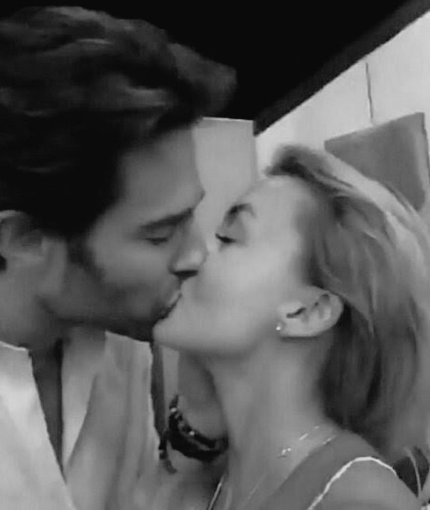 LISAMA22033's tweet photo. 11:11 #MakeAWish
@Anboy88 @sebastianrulli #amorybendiciones ❤️❤️❤️❤️❤️❤️❤️❤️❤️❤️❤️(๑˙❥˙๑)
☆∴。 *
・゚*。★・
*゚。 *
・*・゚★。
☆゚・。°*. ゚
゚。·*・*
゚ *.。☆。
* ☆ 。゚*.
* ★ *
・☆ 。
*.*★ https://t.co/0WCvKejQYL