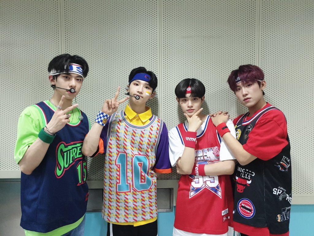 daebbihwi's tweet photo. Thank you AB6IX. 
#에비뉴의_답은_온리예삐
#RedUpForAB6IX https://t.co/ewimKZQVyD