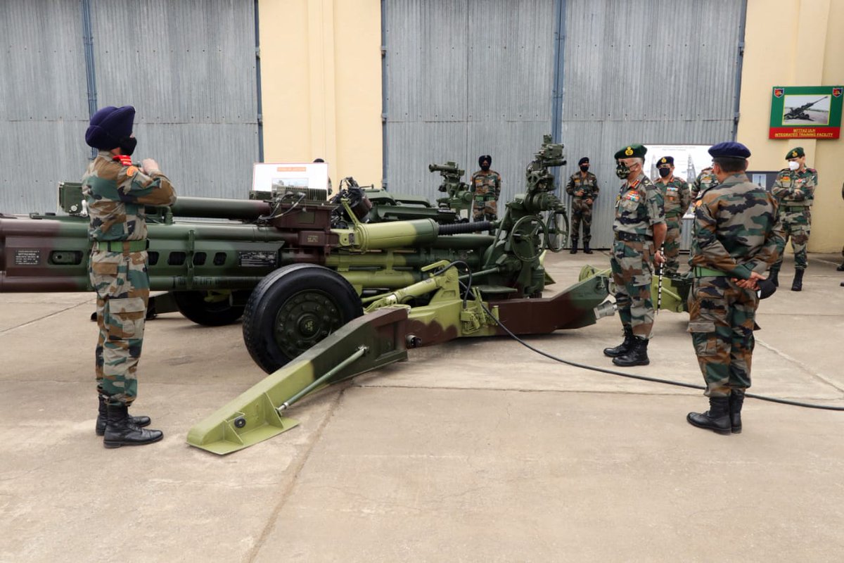 adgpi's tweet image. Army Commander Southern Command visited School of Arty #Devlali and Arty Centre #Nasik and witnessed the high standards of training under #COVID scenario. 

#NationFirst