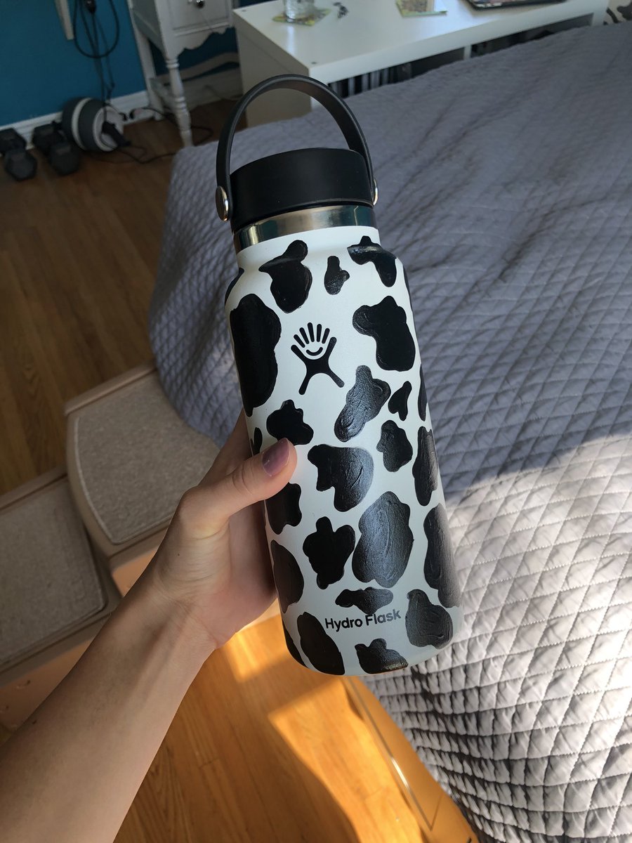 Kassi_erika's tweet photo. Go support my best friend!!! Look at some of the things she has made me, she’s so talented! 

https://t.co/aR3nx0Uwtr https://t.co/4NaHJbPHYA