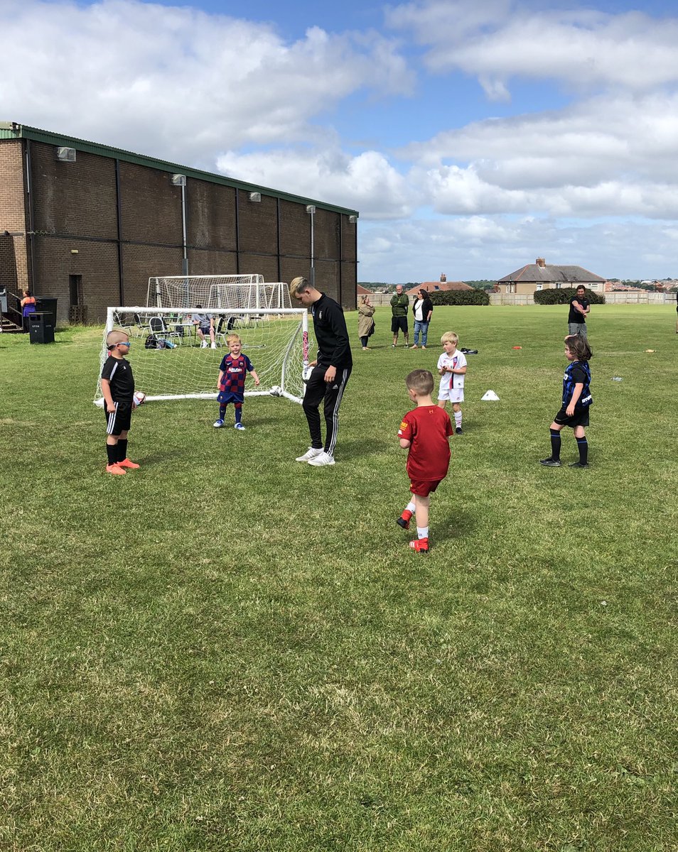 CityJuniors2005's tweet photo. Another superb day with all the boys &amp; girls from our football development. 

With over 50 children in just 2 weeks it’s been an unbelievable response.

We hope all the children enjoyed themselves and we look forward to seen you all next week. 

#TheFutureIsBlackAndWhite ⚫️⚪️ https://t.co/oyDUFLYEpD
