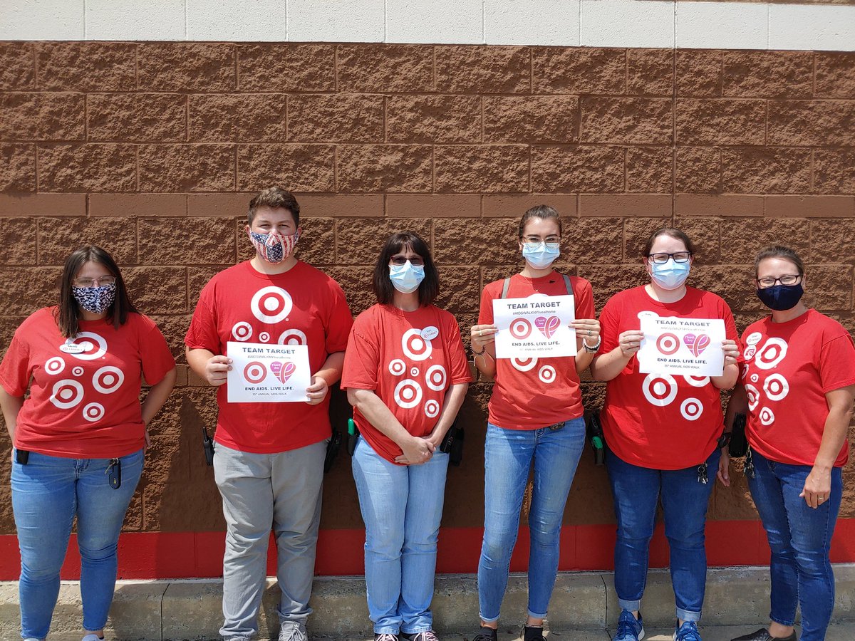 kpops6786's tweet photo. Got some team members walking today! #AIDSWALKNYliveathome
@LeahDevlin11 @SarahCorcoran88 @SandyTGT @TeamTarget https://t.co/JSKoYxppXo