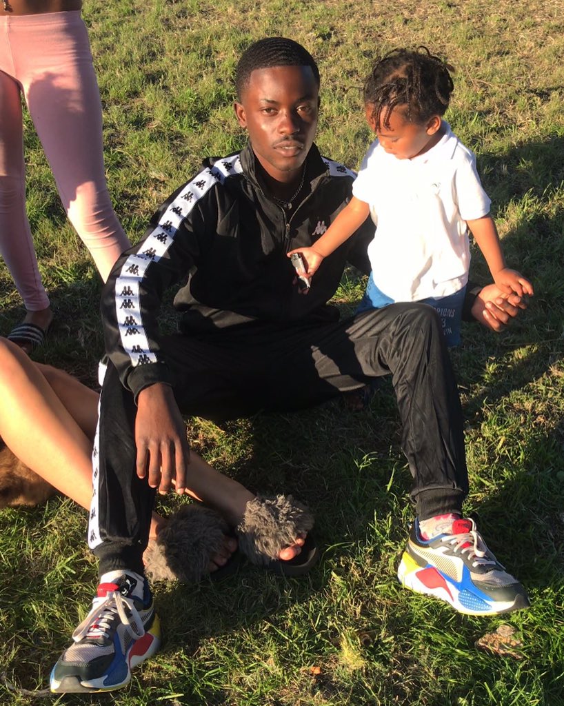 loriyantas's tweet photo. family over everything https://t.co/BpyxN9YbfJ