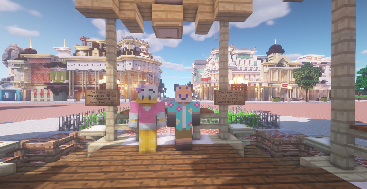 Colly_Fluff's tweet photo. J'adore ma première visite à @MDofficiel 

#disneylandparis #mdgram #minedisney #minecraft https://t.co/aaMOnpaJUO