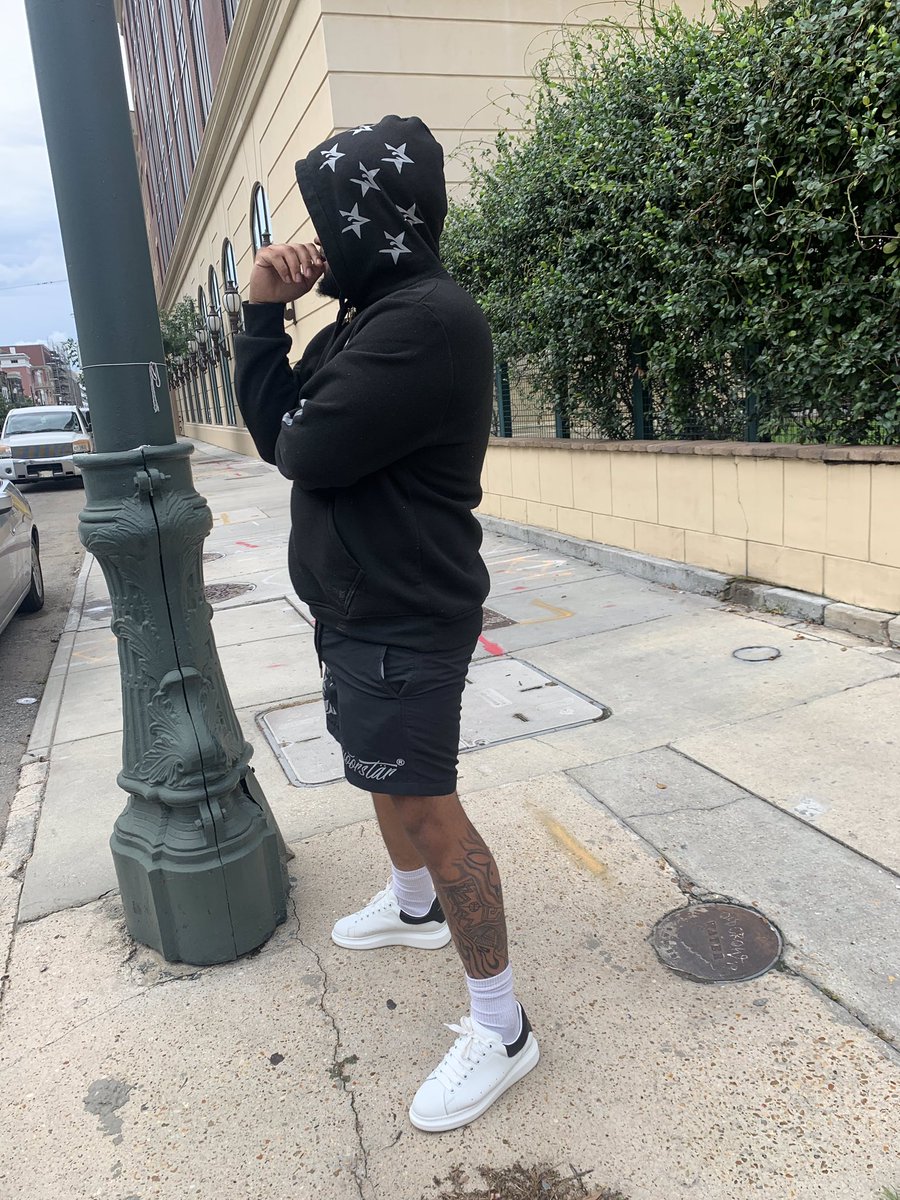 PluggedInCali4's tweet photo. Told my bro keep droppin, on my pops we gone put that shit on! βπ½π€π½π€π½β¨ #PyoorPossΓ« #PyoorBoy #FreeSlimeJuan β€οΈ #TheBigPlug βΌοΈ https://t.co/JMTj7Ke0wQ