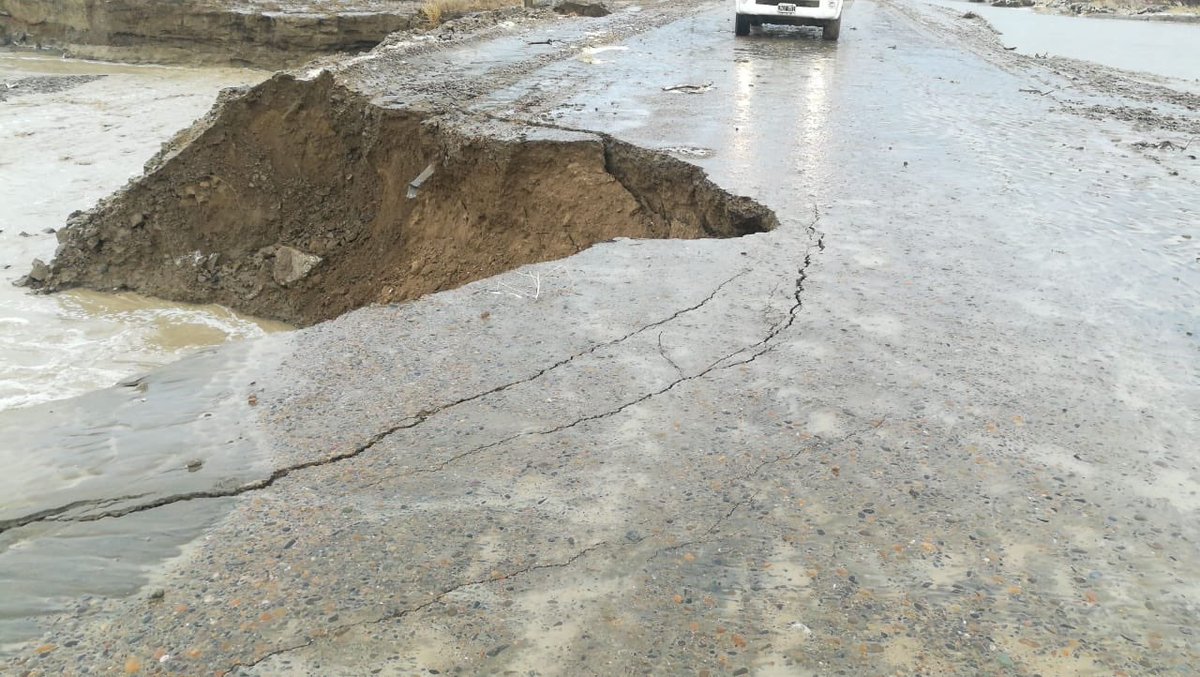 ornellavezzoso's tweet photo. Así quedó el ingreso al barrio Los Arenales https://t.co/DzFjE7weag