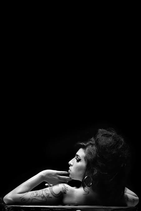 Mina_KindOfBlue's tweet photo. 'I died a hundred times' 

Back To Black 

Amy Winehouse
© PhilGriffin, 2006. https://t.co/cc9FxYJUA8