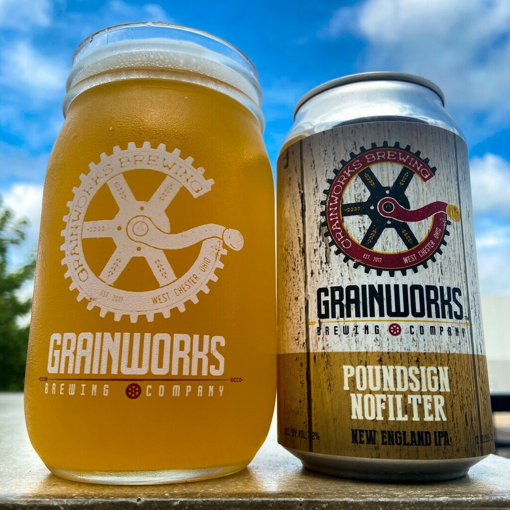 GrainworksBeer's tweet photo. Summertime, and the Poundsign NoFilter drinks easy....⠀
⠀
Tomorrow is Monday, so come enjoy your last little bit of the weekend before the work week comes back around.  We've got Carbonara's Grill out today serving up the grub.⠀
⠀
#instagrain #soil2s… https://t.co/XRyyO2i0y1 https://t.co/w5sPd5RstZ