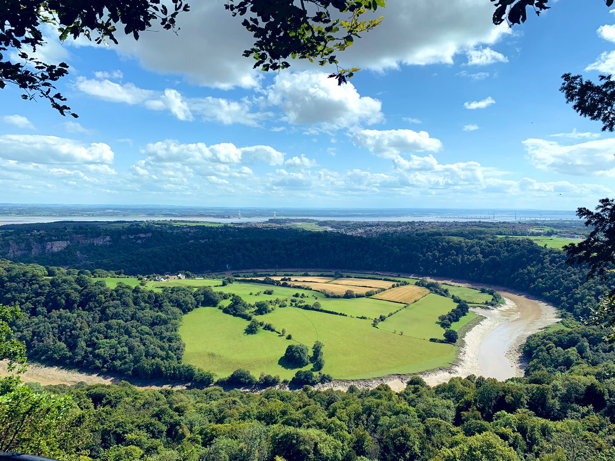 mat711's tweet photo. The Eagles Nest Viewpoint. #365steps #thewyevalley https://t.co/DgFWHdPktR
