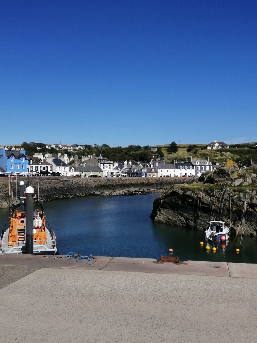 Stephen67189575's tweet photo. Portpatrick looking stunning todayβοΈ
#Sundaystroll
#busy
#keepingourdistance https://t.co/tfmTSWGFT9