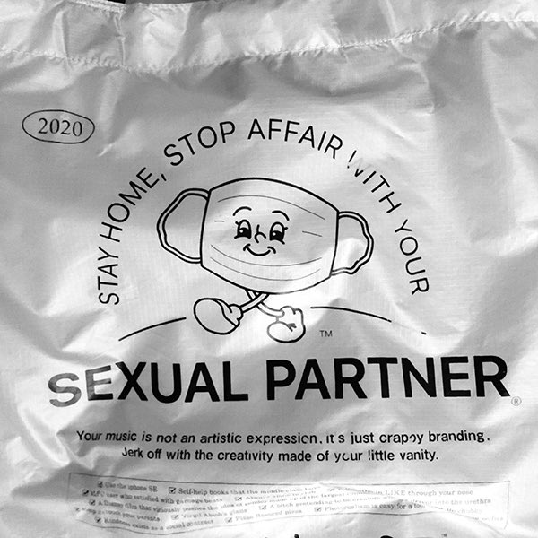 On this week’s MRR Radio – recent Bandcamp fundraisers, a bootleg Judas Priest shirt, and examining one of these “1980s punk fanzines” we’ve heard so much about. Wear a mask. maximumrocknroll.com/radio_show/mrr…