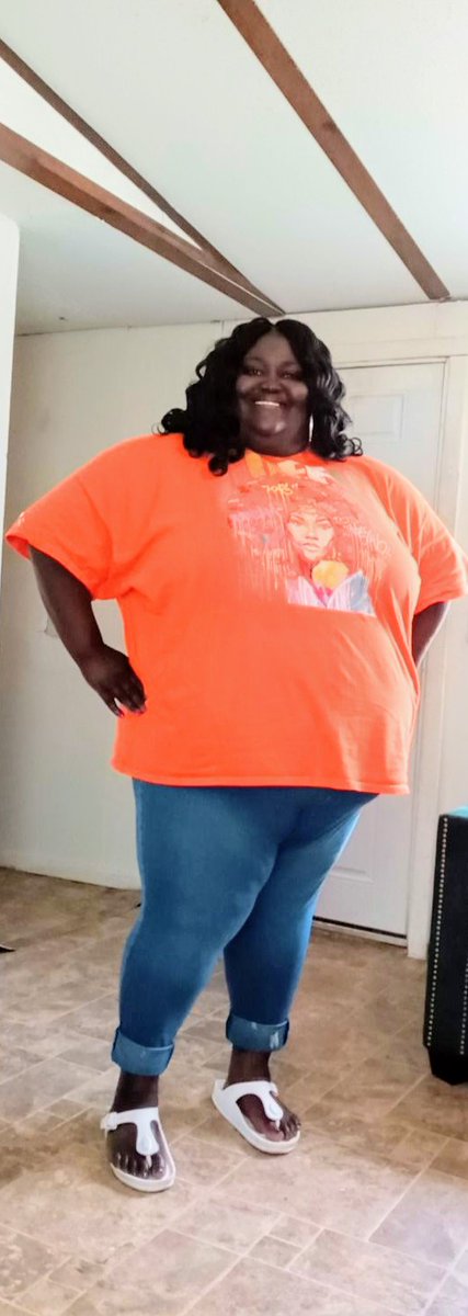 1974_phyllis's tweet photo. I Was Just Queenin In This Picture.... But I Love It... #FridaysShenanigans... BlaqueQueen ... 😍💖😍 #sexxii #smiles #melanin #darkskin #chockolate #beauty #ssbbw #bbwplus #queensize #phat #phabulous #justme🥰🥰 https://t.co/a03Sv24uTA