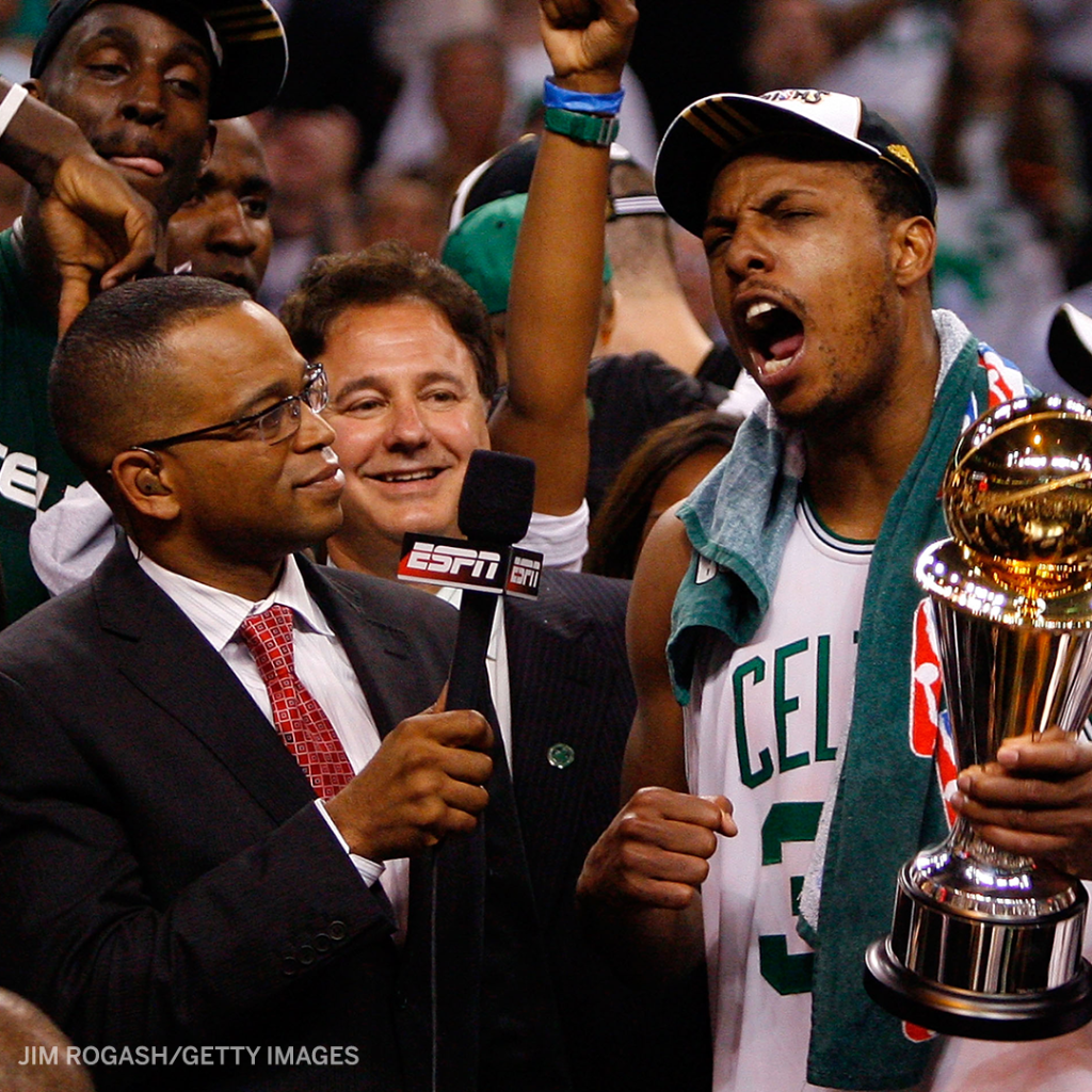 ESPNNBA's tweet photo. Legend ❤️ 

We remember Stuart Scott on what would have been his 55th birthday. https://t.co/rWWrejNOry