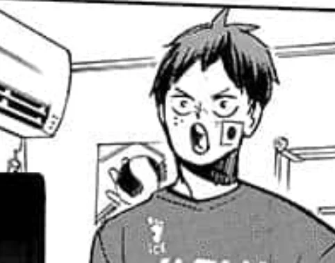 That poster... It's Tsukishima's hand. It must be him. Yamaguchi got posters of him in his room, no, THEIR room.

please I'm desperate 