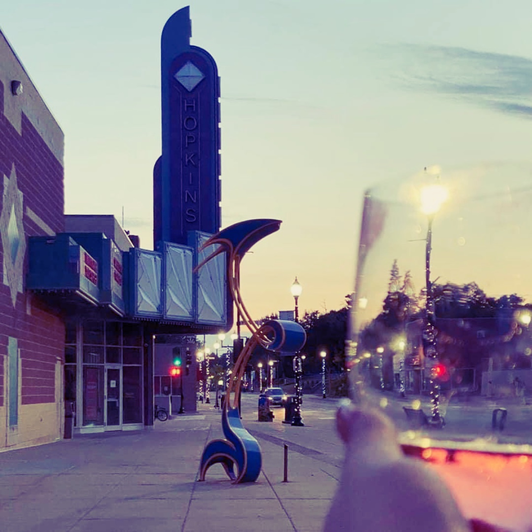 Thirty_Bales's tweet photo. Patio, sunset &amp; rose - the perfect end to a long week. Let us pour you a glass while you soak in the ambiance of #downtownhopkins. We’ll be open tonight till 7pm!

#hopkinsmn #raspberryfestival #myhopkins ThinkHopkins The Hopkins Raspberry Festival https://t.co/Yn4UqA1bJQ