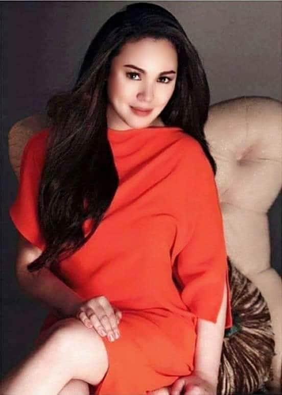 JeishTayros's tweet photo. Hail the OPTIMUM QUEEN.... Happy Birthday Ms. Claudine Barretto 💕💕💕
#ClaudineBlessedAt41
@itsmeclaudineb https://t.co/OGYXbBdJii
