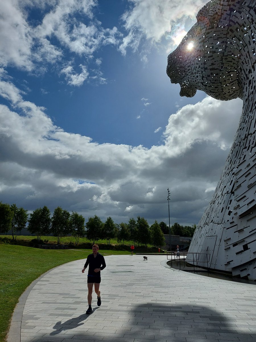 Top <a href="/athletics_gcu/">GCU Athletics</a> graduate knocks out a marathon between the <a href="/HelixFalkirk/">The Helix</a> and <a href="/PartickThistle/">Partick Thistle FC</a> on a Sunday morning, as you do. Pretty good for a #Binos fan. #TheKelpies #TheJags #runningmotivation