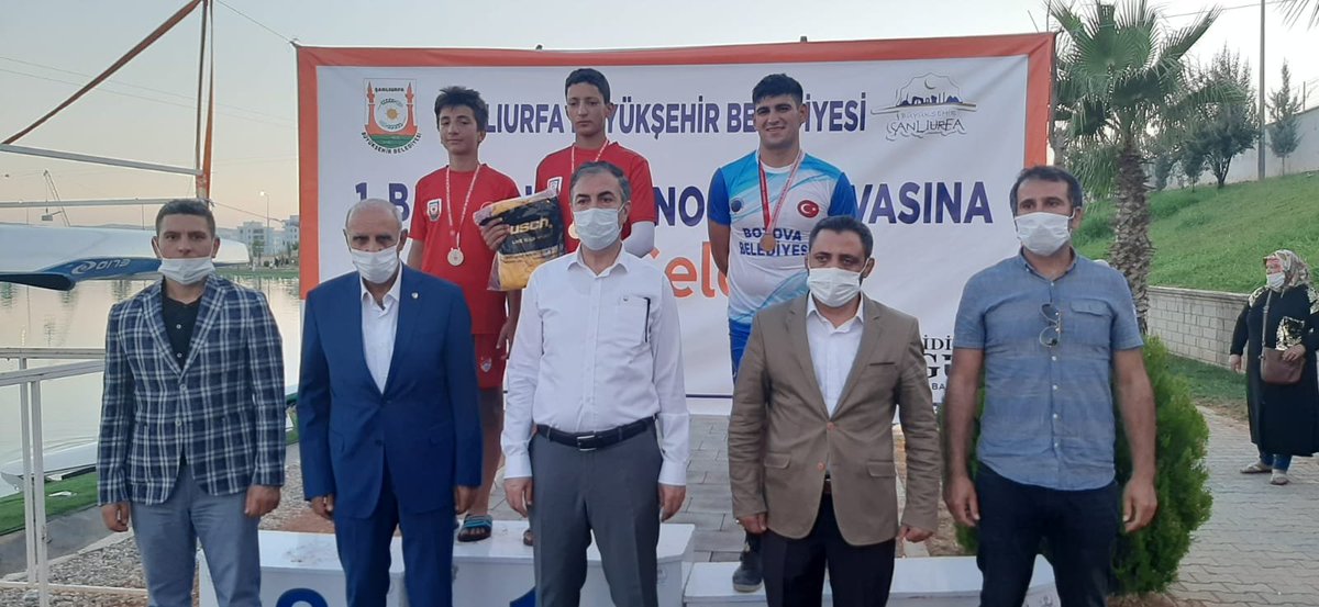 sanliurfabld's tweet photo. Bu yıl birincisi düzenlenen “Başkanlık Kano Yarışması” neticelendi. Dereceye giren sporcuların ödüllerini Genel Sekreterimiz @mahmut_krk takdim etti🥇

Yapılan organizasyonlar ve teknik altyapısıyla bölgede tek olan SUKAY, alanında marka olmaya şimdiden aday. https://t.co/CpEwde9Sf7