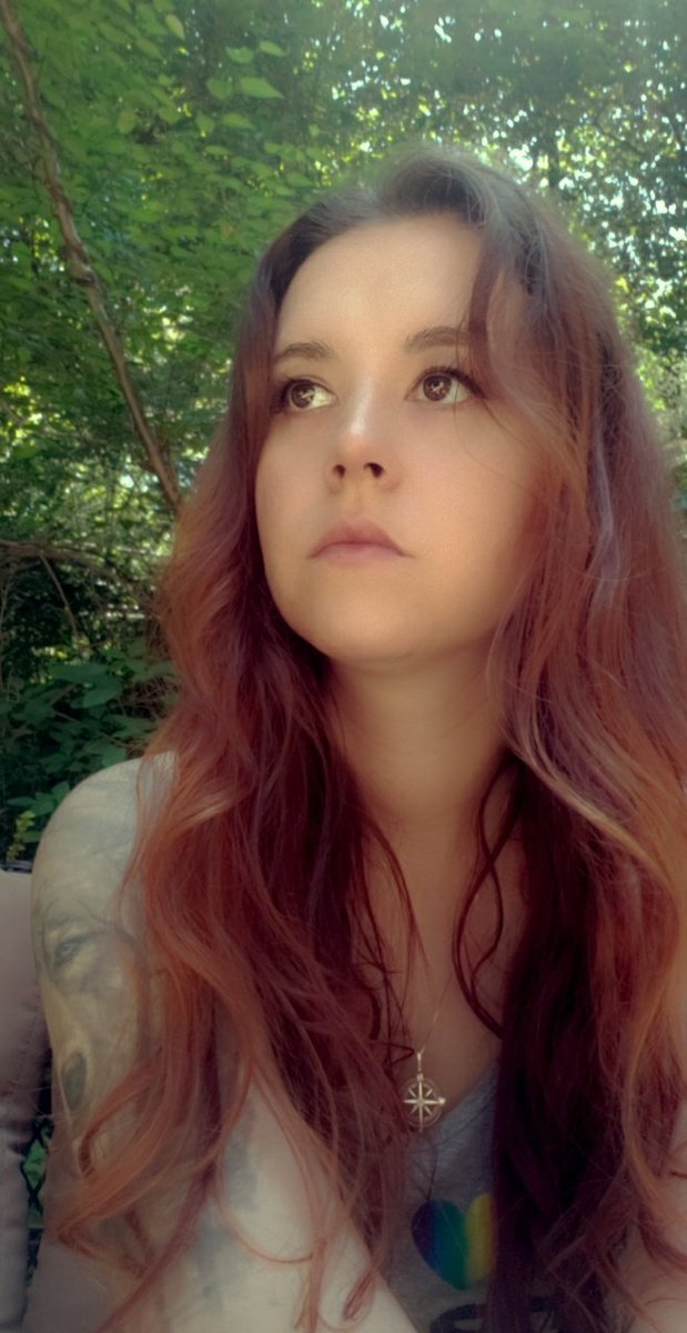 KitchenWitchK8's tweet photo. Taking a #moment outside to #reconnect with my soul. It's too #easy to let myself sink into #chaos, sometimes. Take #Time for yourself - it's so important. #selfcare #soulsearch #selflove #sundayvibes #rest #recover #recharge #mentalhealth #outdoors #healthy #healing #nature https://t.co/KciW2LPnjb