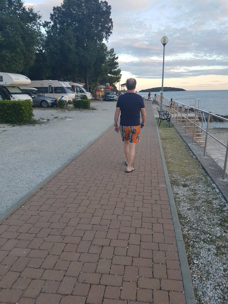 MAURIZIOBrucol4's tweet image. 2020 - Croazia 🇭🇷 parenzo campeggio zelena laguna ⭐⭐⭐⭐.....Relax 😎