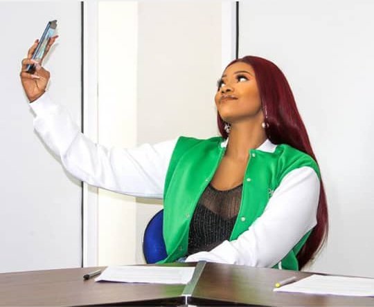 Conside36495484's tweet photo. Am so proud to see myself as an indegen of brekete kingdom💃💃🔱🔱🔱. Thanks so much for this great privileged giving to me. 
I must Confess....Tacha is Blessed Beyond Measures. 
She is An exemplary Icon to the Younger Generation And she's Worth Emulating 
💃💃💃
#OPPOxTacha https://t.co/CBuLBxtL16