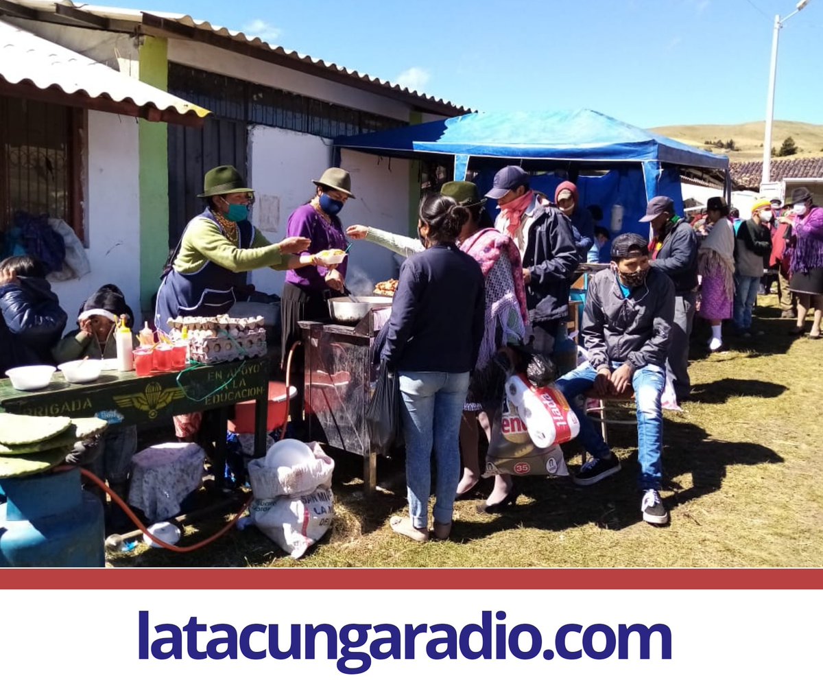 radiolatacunga's tweet photo. Visitamos Acchi Vaqueria en la comunidad de Maca Chico parroquia #Poaló en #Latacunga. Donde se realiza la feria todos los días jueves. Según Alfonso Quindil, administrador de la feria, indicó que se cumplen con las medidas sanitarias, para ello se ha organizado por comisiones. https://t.co/NYWdDmU3yI