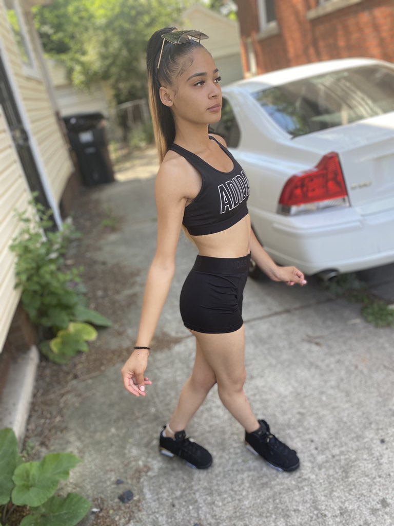 _Indialism's tweet photo. I left the season to come back with a reason I ain’t say it was easy🥶🥵 #ReallyThat💦 #Adidas💧 #RealRaw🔥 https://t.co/96DC43Bhuv