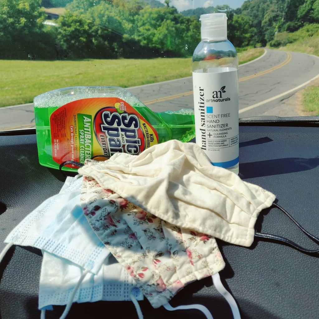 RoamingDaWorld's tweet image. An unwise decision to travel.

Someone recently commented that what we're doing is "so unwise," accusing us of promoting tourism in vulnerable destinations. So before we continue to post about our trip, we want to clear the air.

Our decision to take… instagr.am/p/CC1CqPeJ-fh/