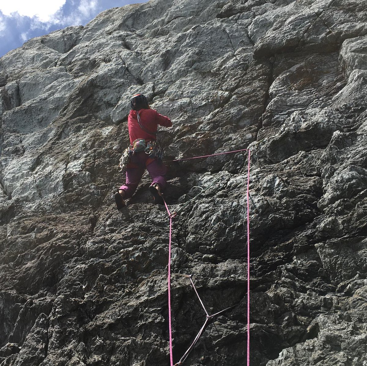 digilbertclimbs's tweet photo. I think the holibobs have started.
...⠀
@scarpa_uk @scarpauk @deuterUK @deuter @lorpen @lorpensocks @salewa @grivelworld @arvaequipment @seatosummituk @ami_professionals ⠀
...⠀
#scarpaclimb #scarpamountain…
📸 https://t.co/WAhuAvzbmG via https://t.co/viSdXBMxq2 https://t.co/IYsZuINPeH