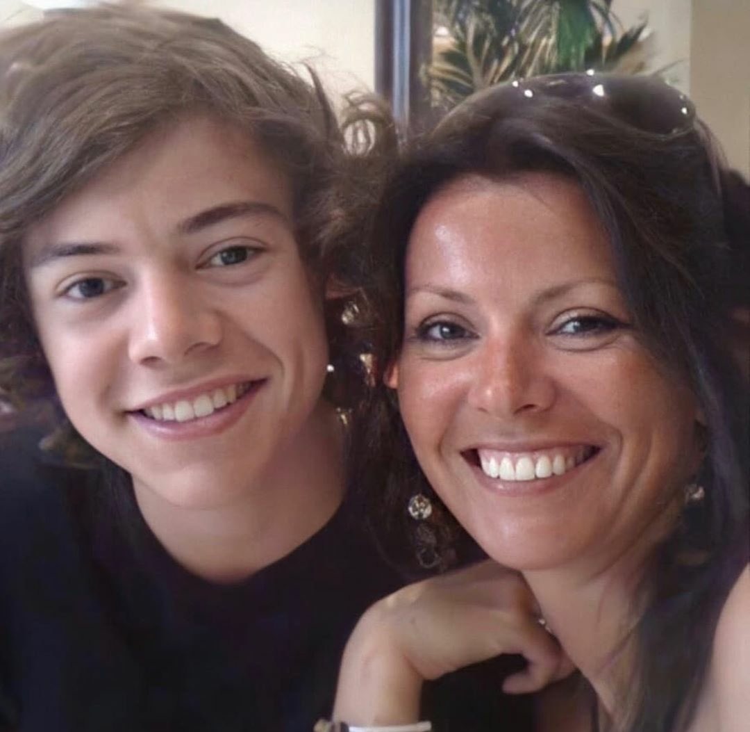 hstylespics's tweet photo. Anne And her baby https://t.co/Nrj6NXaeFT