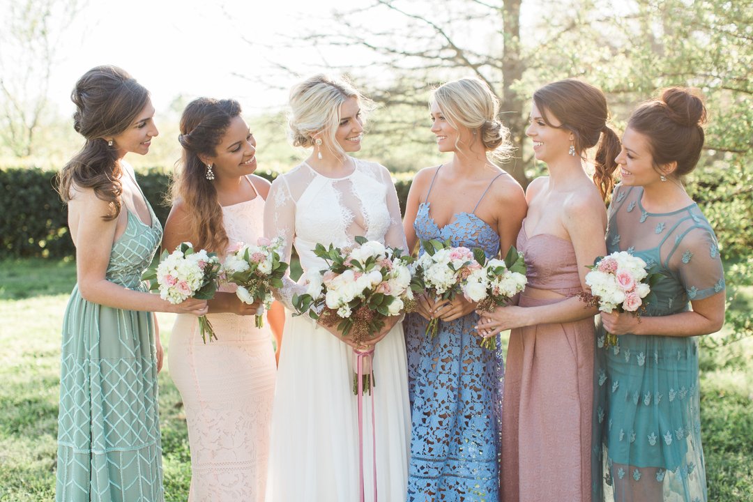 WHbLiz's tweet photo. Feast on some delicious sherbert hues for National Ice Cream Day! Wedding inspo can come from anything you love! https://t.co/L2WZjWb1YX