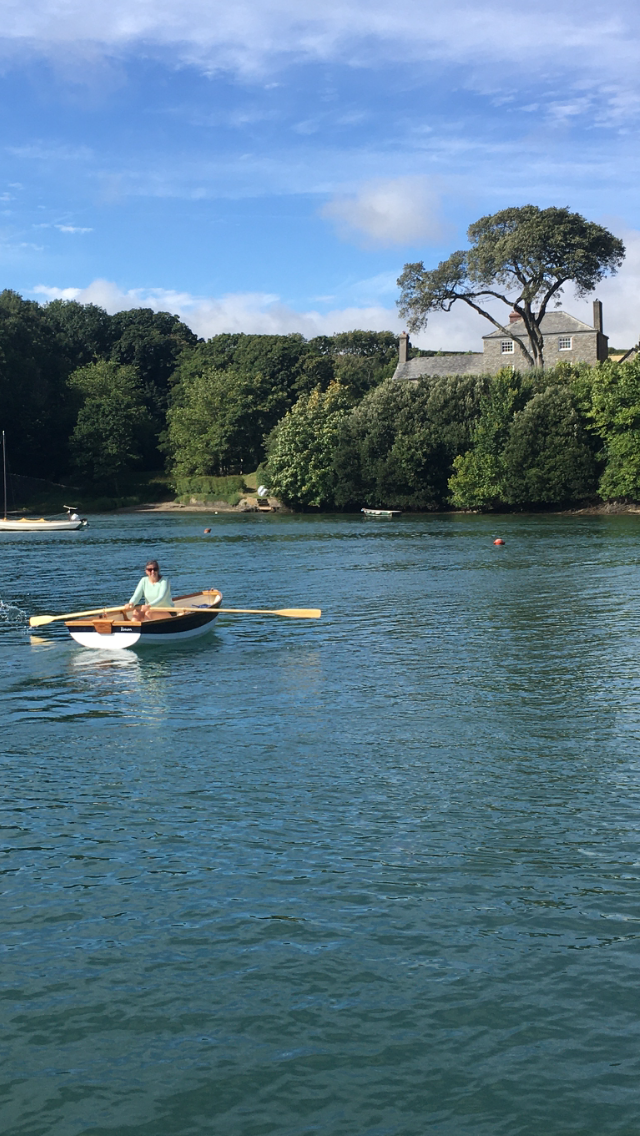 SedgemoorBoats's tweet photo. This gorgeous SB290 "Tomon" was delivered yesterday to her new home nr Salcombe in South Devon.
The photos are from her maiden voyage! #rowingboatbuilder #rowingboats #yachttender #Devon #Somerset #Taunton https://t.co/aKTwPtU65l
