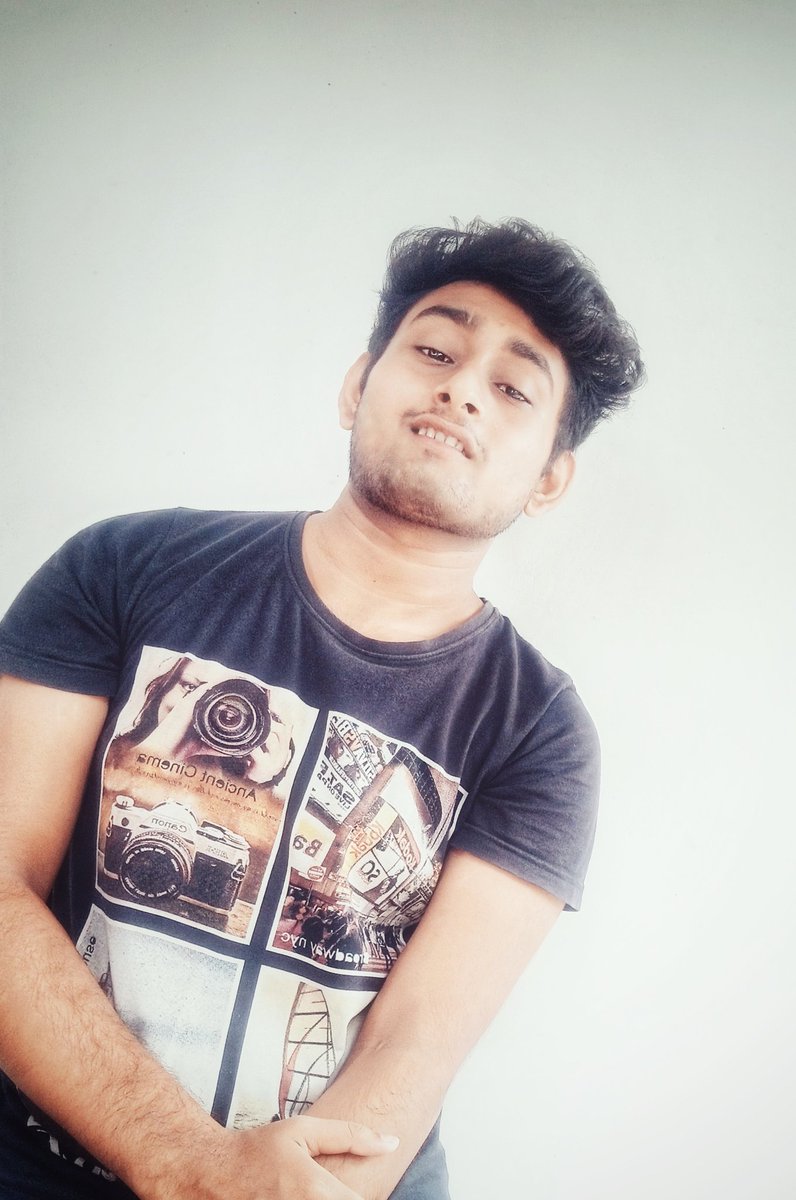 sam_tarafdar's tweet photo. Seeing something bright 😎 https://t.co/e7HewgkiDh