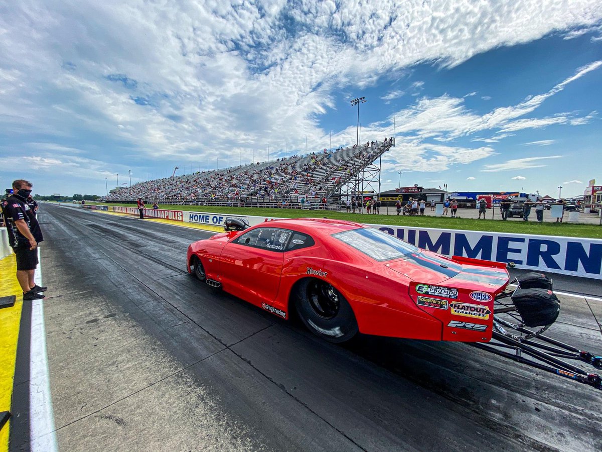 nhrapromodified's tweet photo. #Summernats semifinal results:
Scruggz (5.829) def. Satterfield (No Show)
Green (5.807) def. Thorne (5.913)
Chad Green Motorsports goes low OF THE EVENT and will have lane choice over Jason Scruggz in the finals.
#NHRA #promod #NHRApromod https://t.co/IhjbKWEtIY