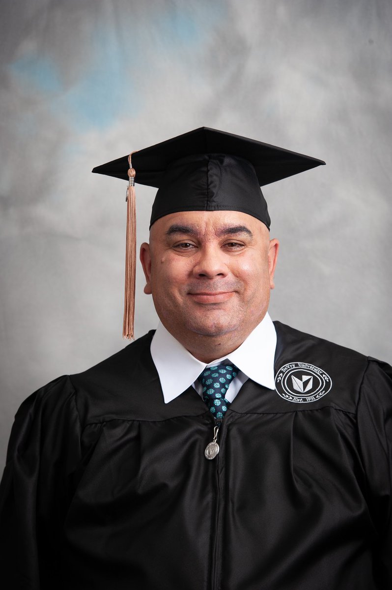 bhernandez78's tweet photo. We did it Graduates. Special Thank you to my wife for being my rock, cheerleader and being the best wife anyone can ask for. #kellerproud #devryproud https://t.co/IDV7aONWPM