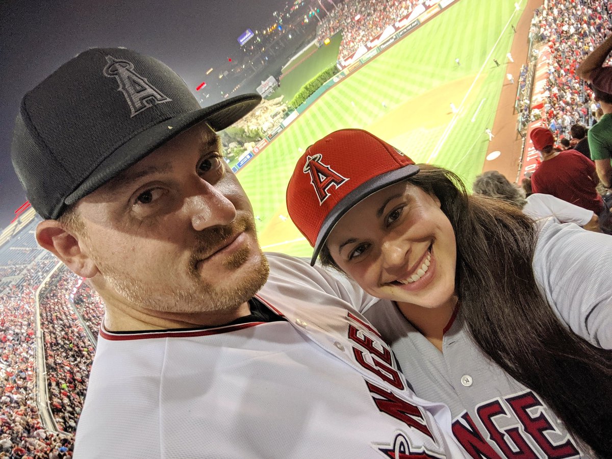random_flukes's tweet photo. @Angels #AtTheBigA
Victory on August 31st against the Red Sox! Section 521 H 3 and 4. Not sure if that's where the picture was taken though 😉 @Hojowameeat https://t.co/RsJ7uTq803